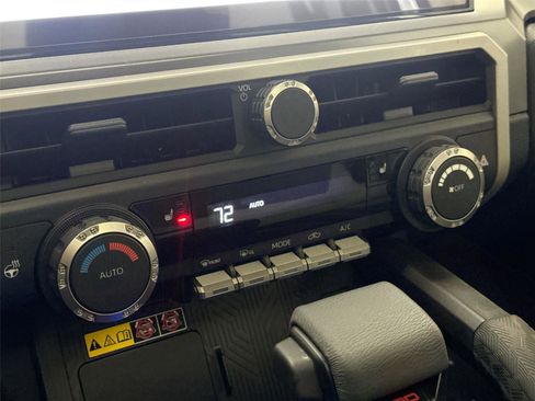 Certified 2025 Toyota Tacoma TRD Sport image 27