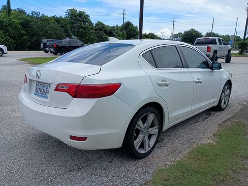Used 2013 Acura ILX w/ Premium Package FWD image 5