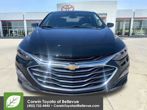Used 2024 Chevrolet Malibu LT FWD image 8