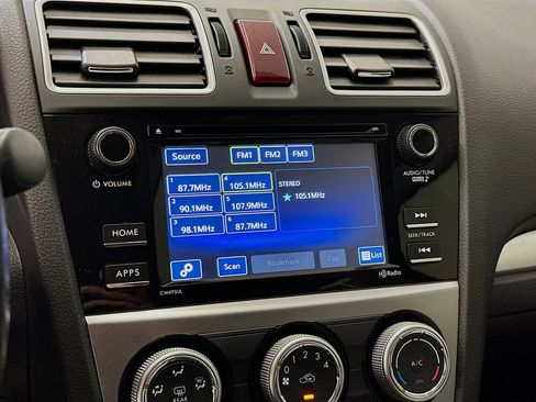 Used 2017 Subaru Crosstrek 2.0i Premium image 21