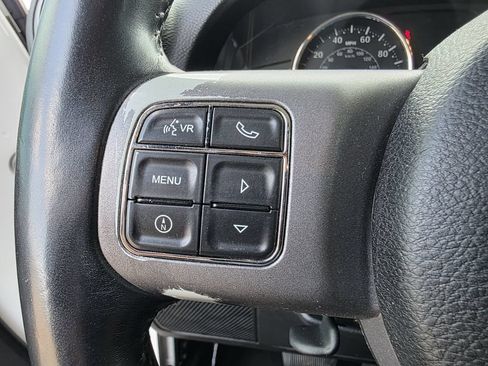 Used 2013 Jeep Wrangler Unlimited Sahara w/ Dual Top Group AWD/4WD image 25