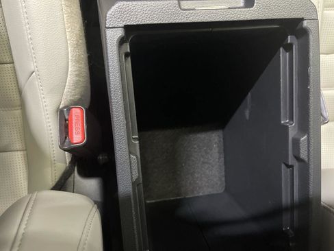 Used 2024 Honda CR-V EX-L image 20