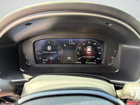 Used 2024 Honda Civic Touring image 10