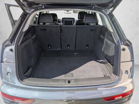 Used 2021 Audi Q5 Premium Plus w/ Premium Plus Package image 6