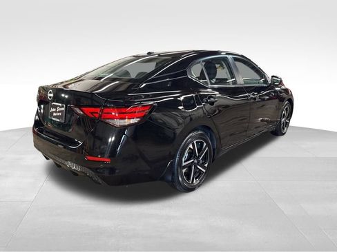 Certified 2025 Nissan Sentra SV w/ All-Weather Package image 5