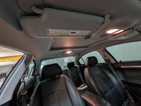 Used 2009 Saturn Aura XR FWD image 31