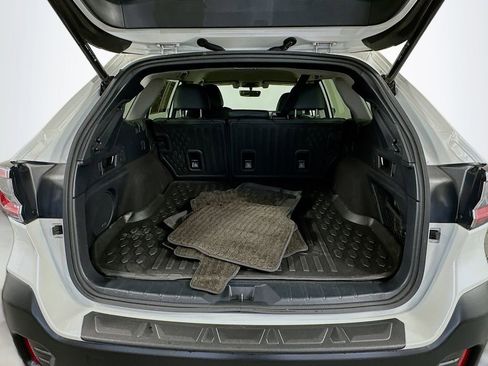 Used 2021 Subaru Outback Limited image 24