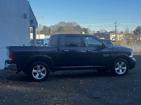 Used 2016 RAM 1500 Classic SLT w/ SLT Plus D￩cor Group image 7