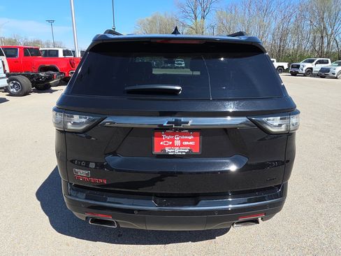 Used 2021 Chevrolet Traverse Premier w/ Redline Edition image 7