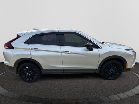 Used 2025 Mitsubishi Eclipse Cross LE image 2