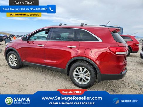 Used 2017 Kia Sorento AWD image 3
