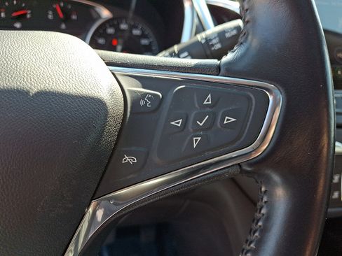 Used 2020 Chevrolet Equinox LT w/ Sport Edition AWD/4WD image 23