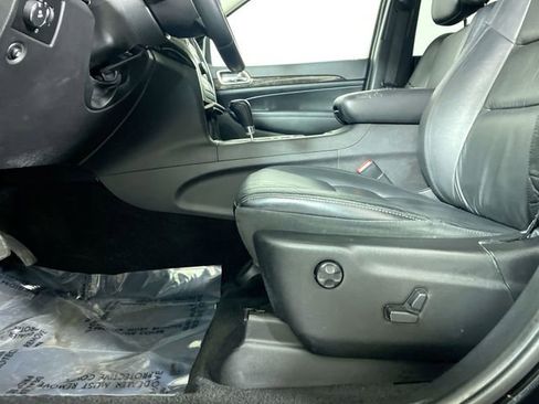 Used 2012 Jeep Grand Cherokee Laredo image 23