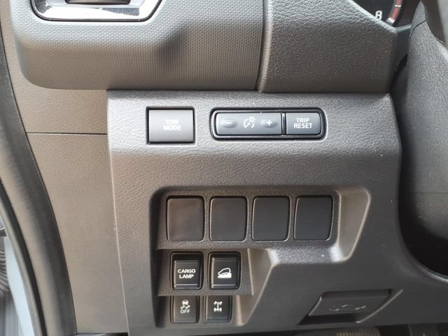 Used 2024 Nissan Frontier PRO-4X w/ Off-Road Protection Package AWD/4WD image 13