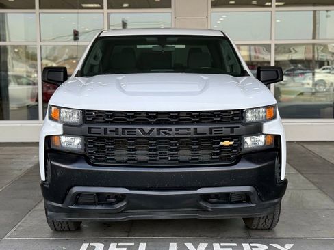 Used 2019 Chevrolet Silverado 1500 W/T w/ Z71 Off-Road Package image 4