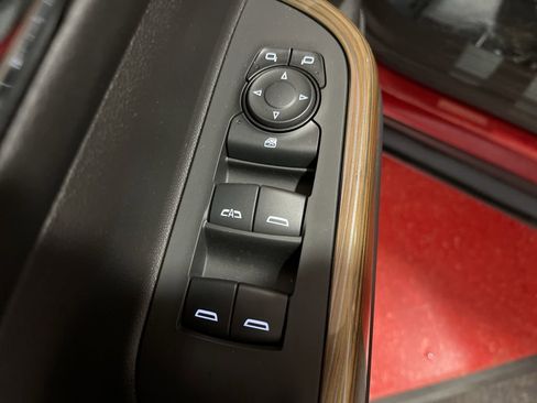 Certified 2023 GMC Acadia SLE w/ Driver Convenience Package AWD/4WD image 12