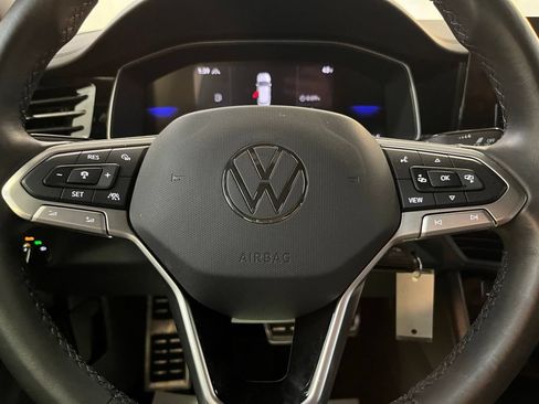 Certified 2025 Volkswagen Jetta Sport FWD image 21