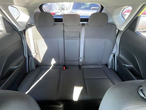 Used 2025 Hyundai Kona SEL image 38