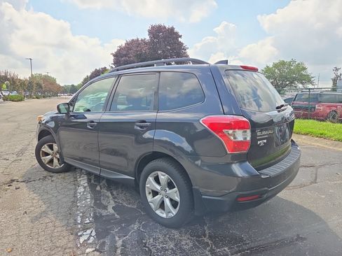 Used 2016 Subaru Forester 2.5i Premium w/ All-Weather Package AWD/4WD image 10
