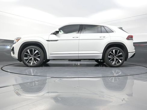New 2026 Volkswagen Atlas Cross Sport SEL Premium R-Line AWD/4WD image 24