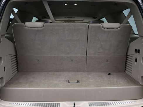 Used 2020 Cadillac Escalade Luxury AWD/4WD image 30