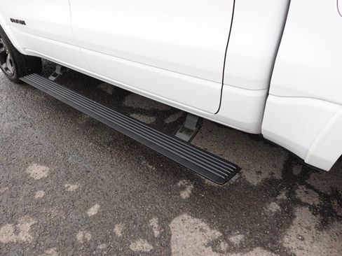 Used 2022 RAM 1500 Limited AWD/4WD image 32