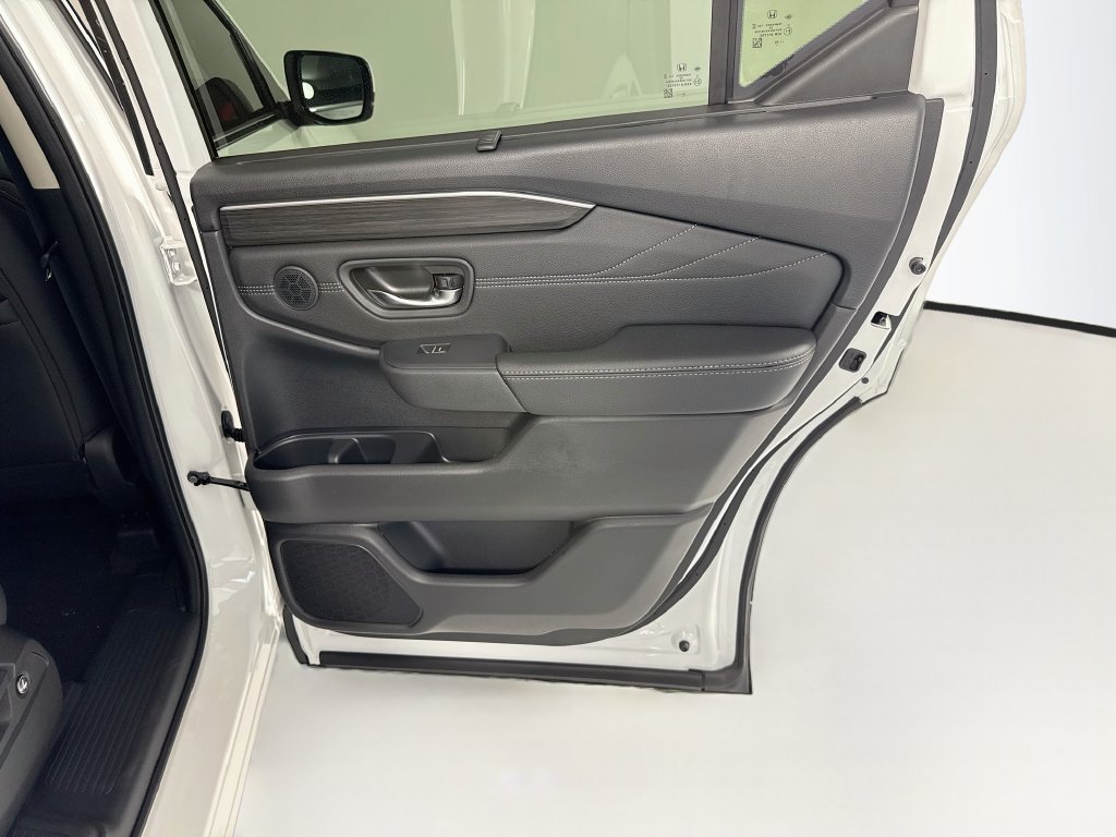 New 2026 Honda Pilot Touring image 28