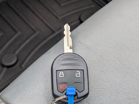 Used 2014 Ford F150 XLT w/ Equipment Group 302A Luxury AWD/4WD image 28