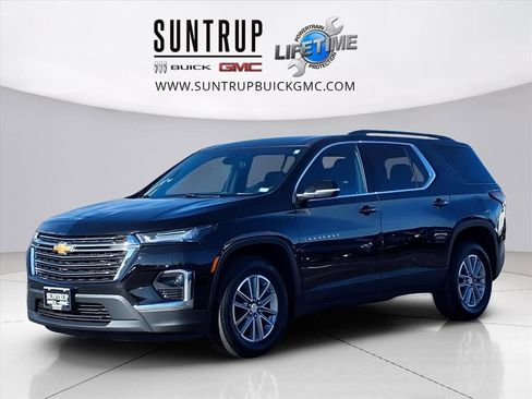 Used 2023 Chevrolet Traverse LT w/ LPO, Floor Liner Package image 31