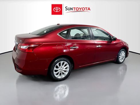 Used 2019 Nissan Sentra SV FWD image 4