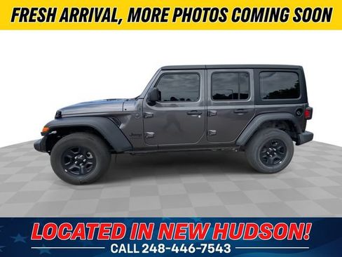 Used 2022 Jeep Wrangler Unlimited Sport AWD/4WD image 7