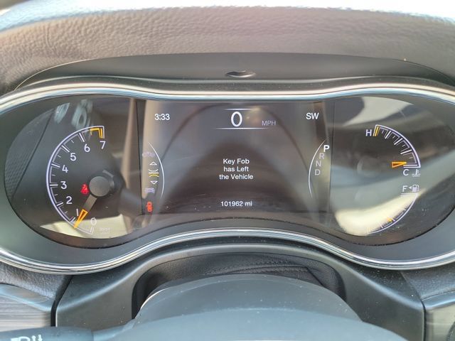 Used 2019 Jeep Grand Cherokee Limited AWD/4WD image 10