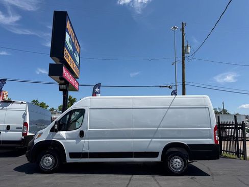 Used 2025 RAM ProMaster 3500 w/ Convenience Group FWD image 34