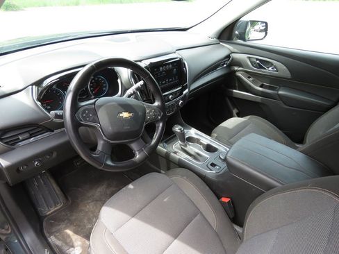 Used 2018 Chevrolet Traverse LT AWD/4WD image 11