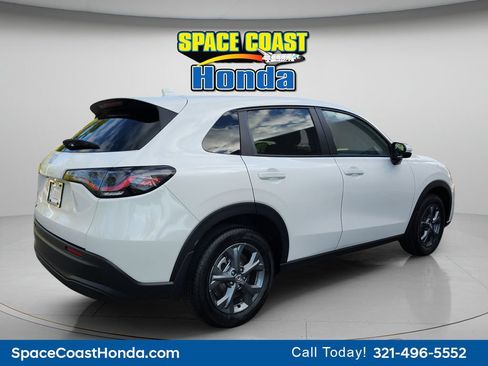 New 2026 Honda HR-V LX image 5