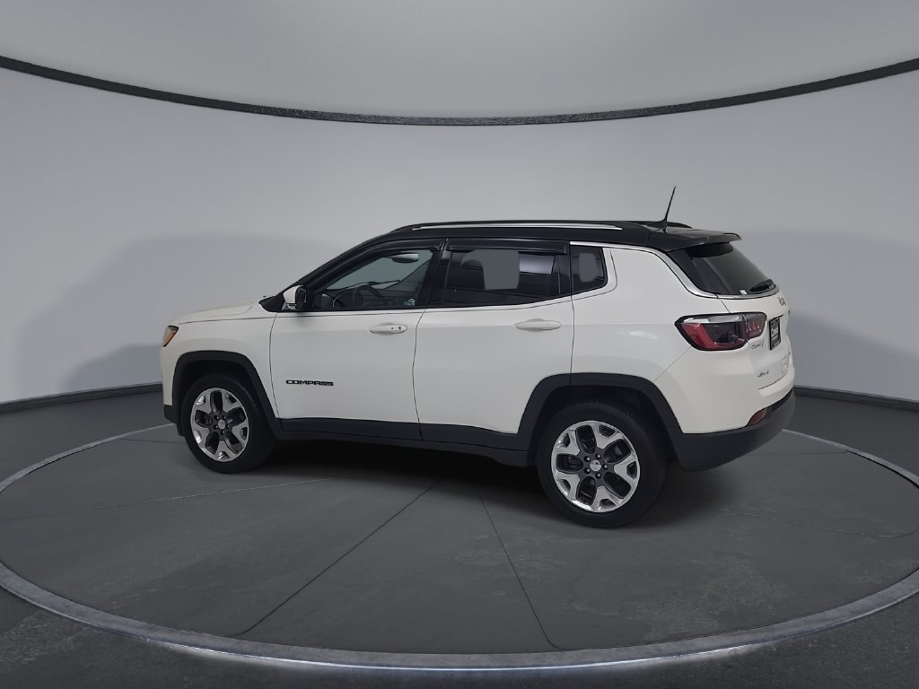 Used 2021 Jeep Compass Limited AWD/4WD image 12