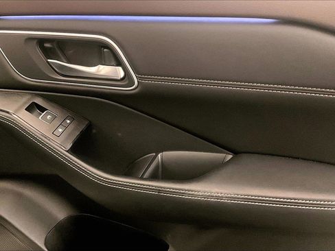 Used 2023 Nissan Rogue Platinum image 23