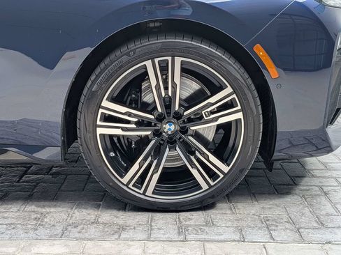Used 2024 BMW 760i xDrive w/ Executive Package AWD/4WD image 12