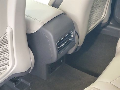 Certified 2023 Lincoln Corsair AWD w/ Equipment Group 101A image 29