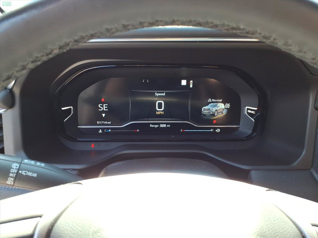Used 2023 GMC Yukon Denali AWD/4WD image 18