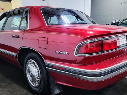 Used 1995 Buick Le Sabre Custom image 38