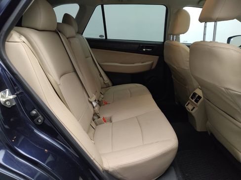 Used 2018 Subaru Outback 2.5i Limited image 19