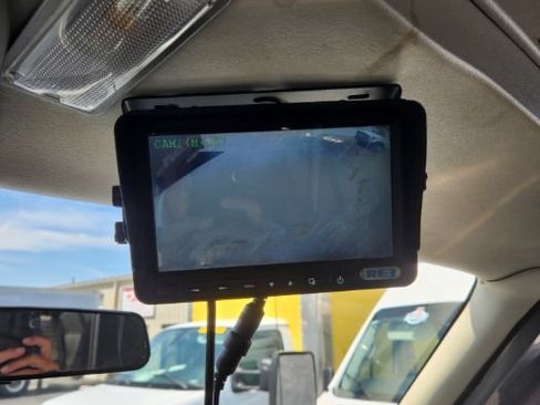 Used 2015 Ford E-350 and Econoline 350 Super Duty RWD image 24