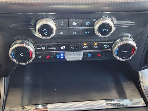 Used 2024 Ford F150 Lariat w/ Bed Utility Package AWD/4WD image 18