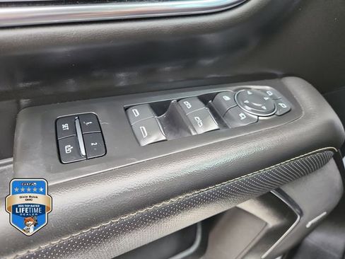 Certified 2023 Chevrolet Suburban Premier RWD image 21