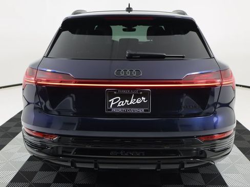 Certified 2024 Audi Q8 e-tron Prestige w/ Prestige Package AWD/4WD image 4