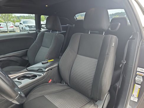 Used 2019 Dodge Challenger SXT w/ Blacktop Package RWD image 17
