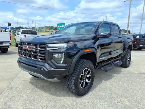Used 2024 GMC Canyon AT4X AWD/4WD image 3
