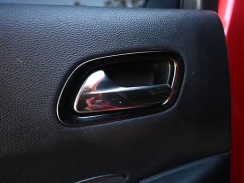 Used 2019 Dodge Durango R/T w/ Blacktop Package image 39