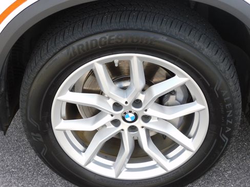 Used 2020 BMW X5 xDrive40i w/ Convenience Package image 9